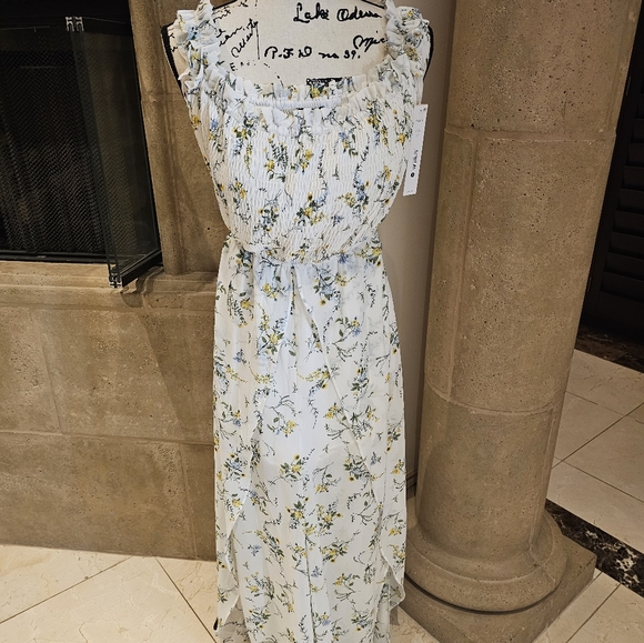 Floral Ruffle Maxi Romper - Picture 2 of 6